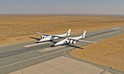 Dünya’nın En Büyük Uçağı Stratolaunch